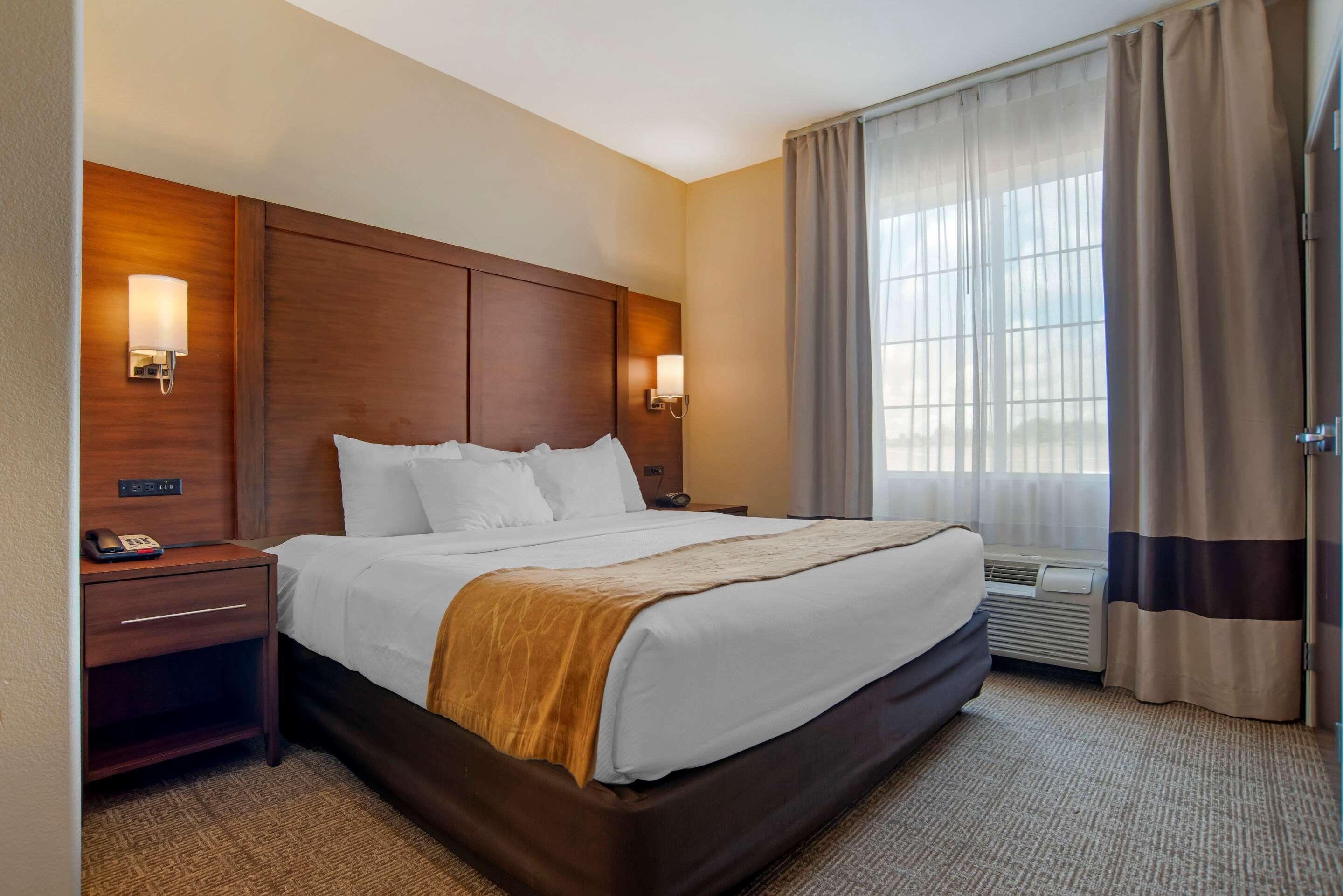 Comfort Suites Alexandria Zewnętrze zdjęcie