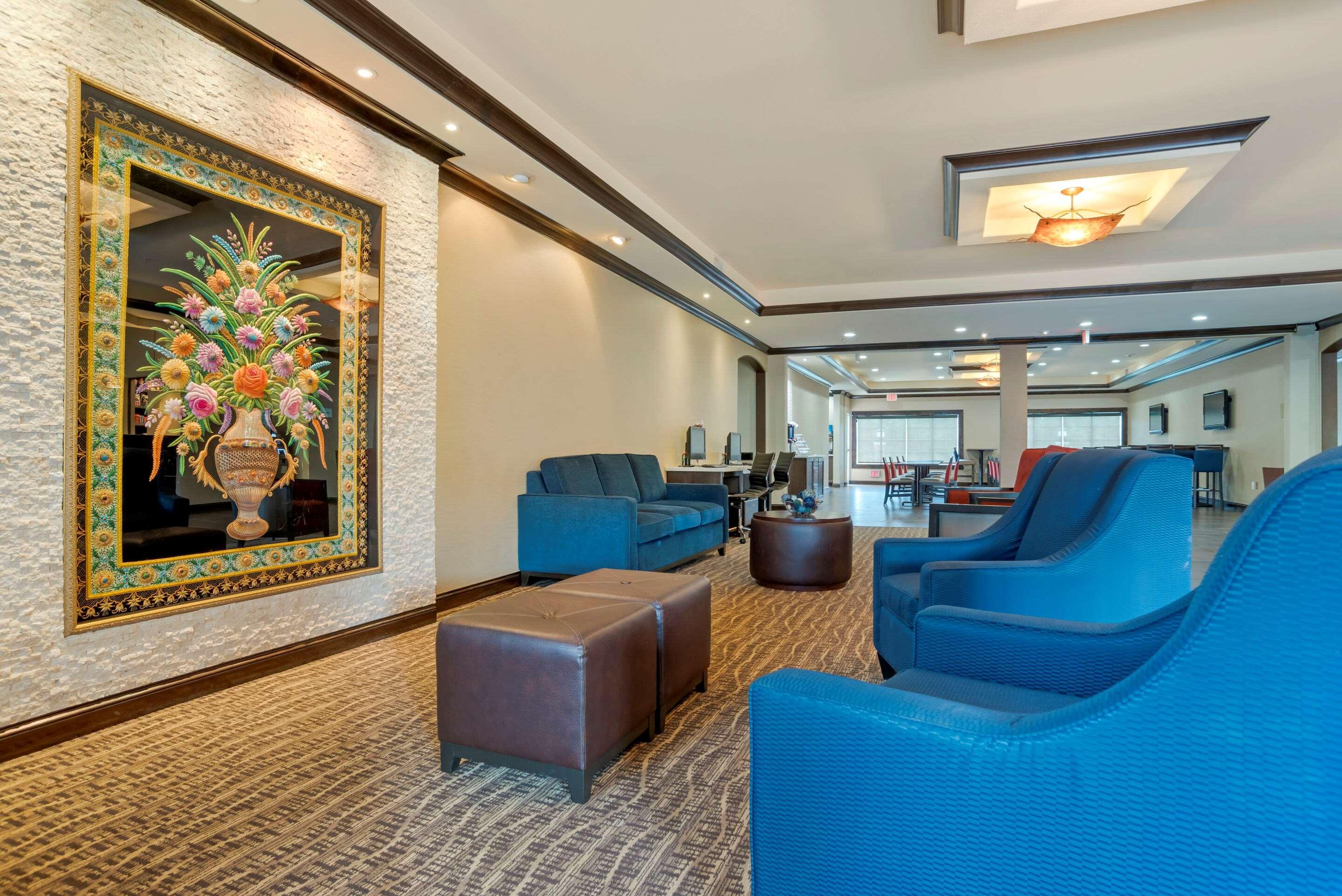 Comfort Suites Alexandria Zewnętrze zdjęcie