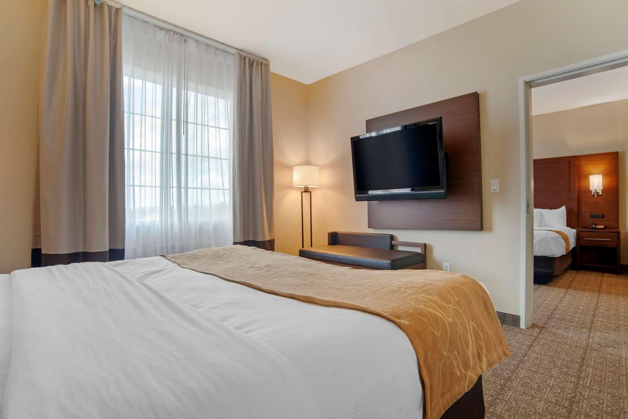 Comfort Suites Alexandria Zewnętrze zdjęcie